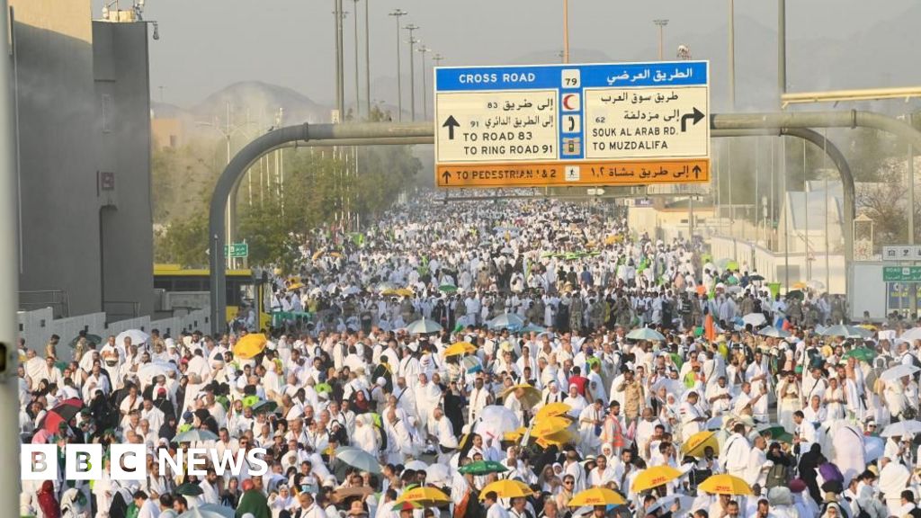 At least 1,301 people died during Hajj