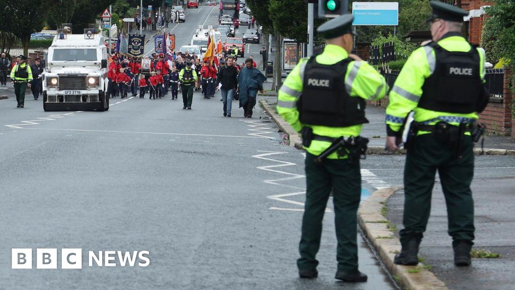 Agreement over north Belfast Orange parade breaks down