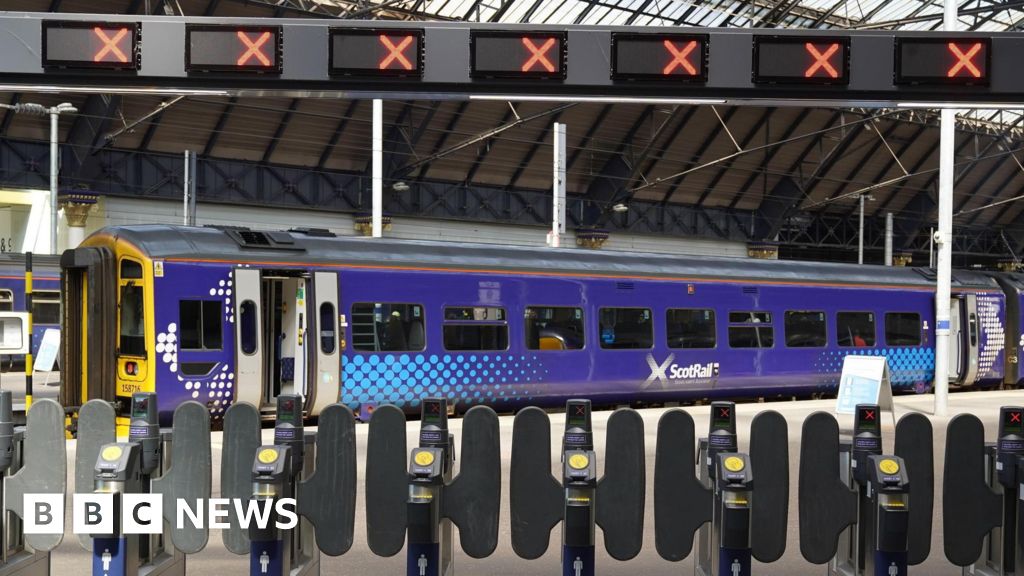 Train driver strikes on hold after new ScotRail pay offer