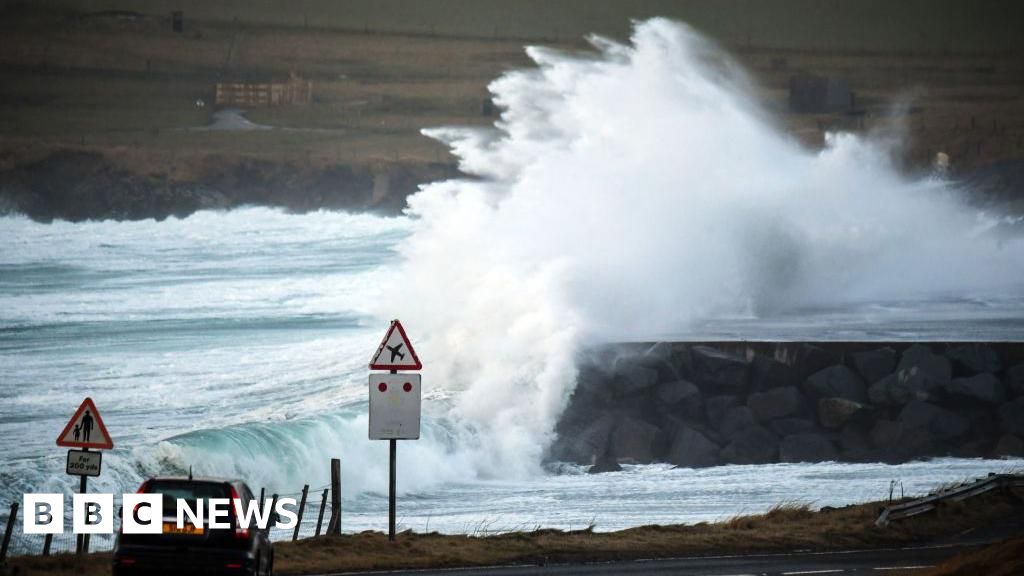 Warning as ‘weather bomb’ approaches Scotland